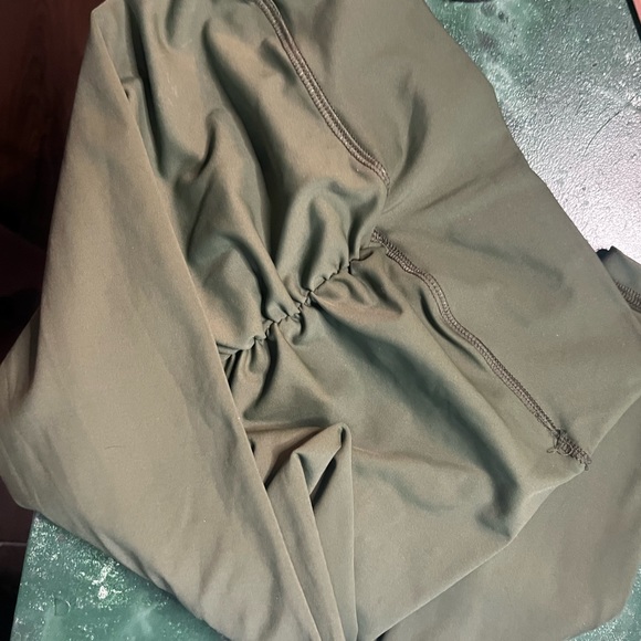 ABS2BE olive/army green with scrunch booty - Picture 2 of 3